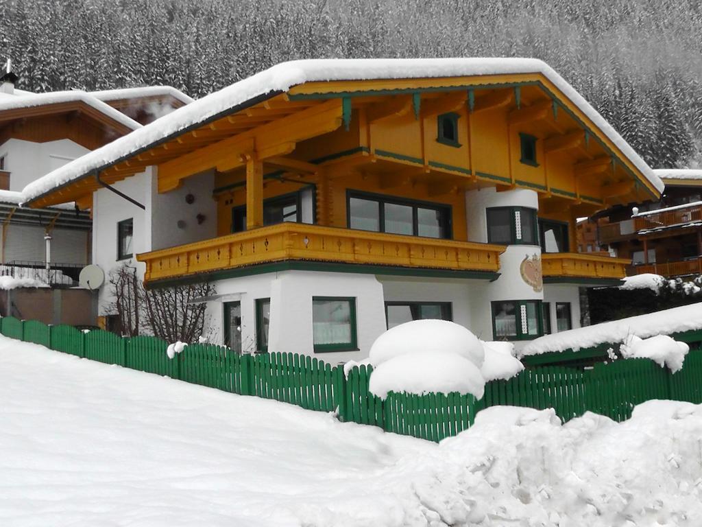 Appartementhaus Zillertal By Piaunddirk Фінкенберг Екстер'єр фото